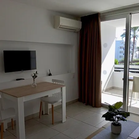 Apartamento Deluxe Vista Mar Apartment *